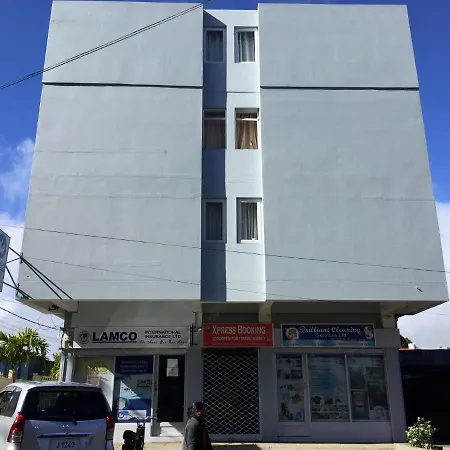 La Peninsule Town Apartment No 5